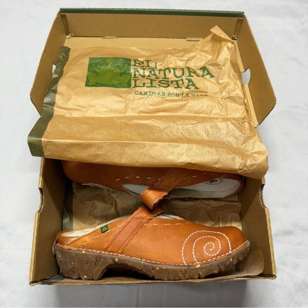 NWT El Naturalista Women’s Brown Leather Slip-On Clogs Size 10 - Picture 12 of 13